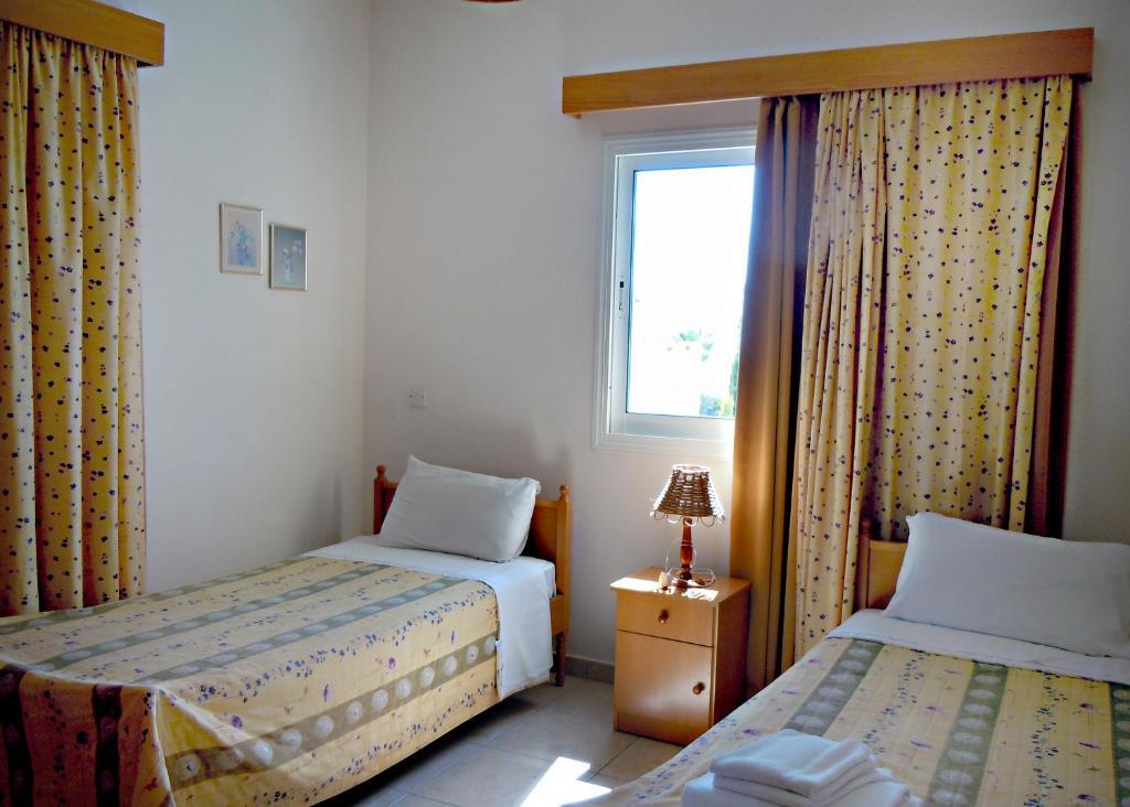 Rododafni Villas Klorakas Quarto foto