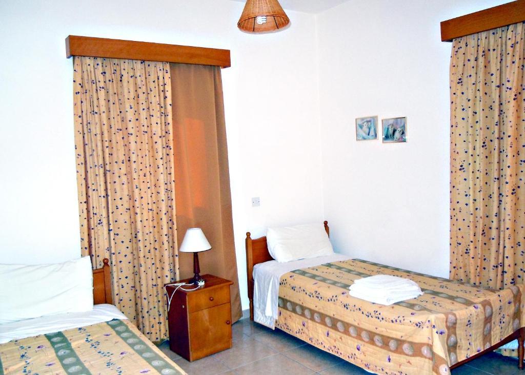 Rododafni Villas Klorakas Quarto foto
